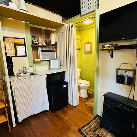 Acorn Hideaways Canton Unwind At Green Gables Suite For Up To 3 Exterior foto